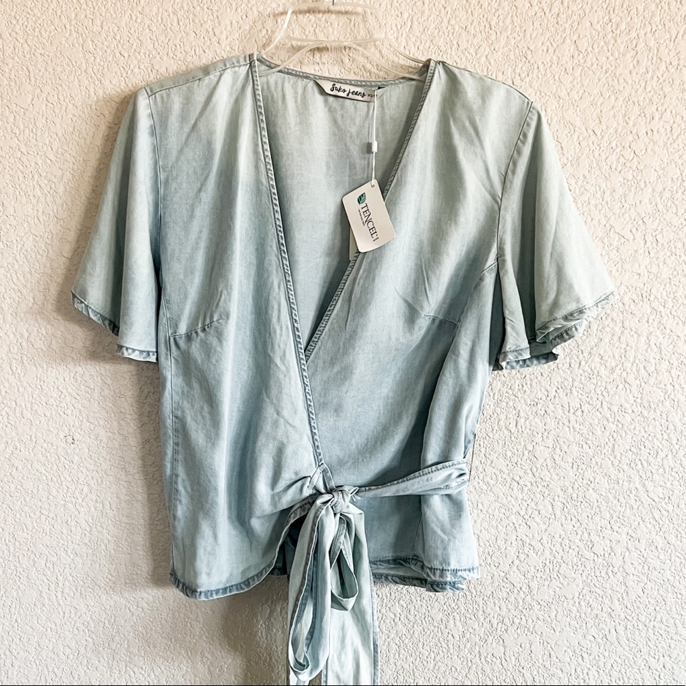 Suko Jeans Light Blue Tencel Wrap Tie Belt Top